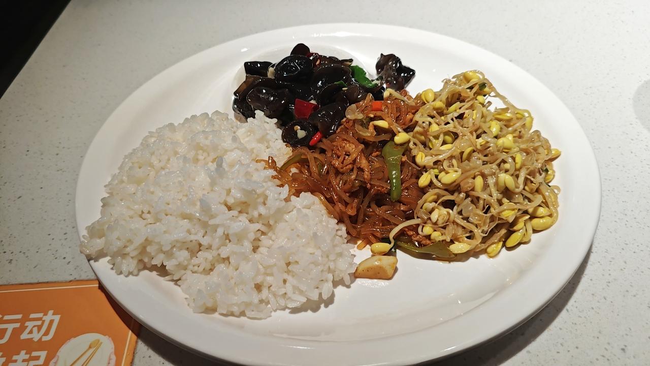 2025全国彩礼前十排行榜1.江西：38万元2.福建：30万元3.浙江