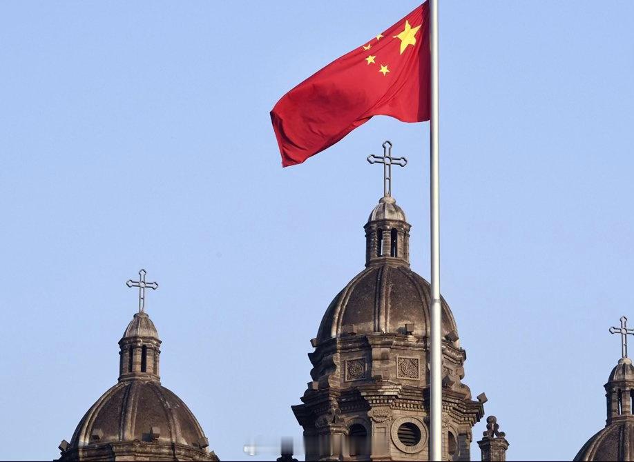 梵蒂冈宣布，教皇良十四世今年6月15日任命常彦峰为内蒙古赤峰教区主教（他同时是赤