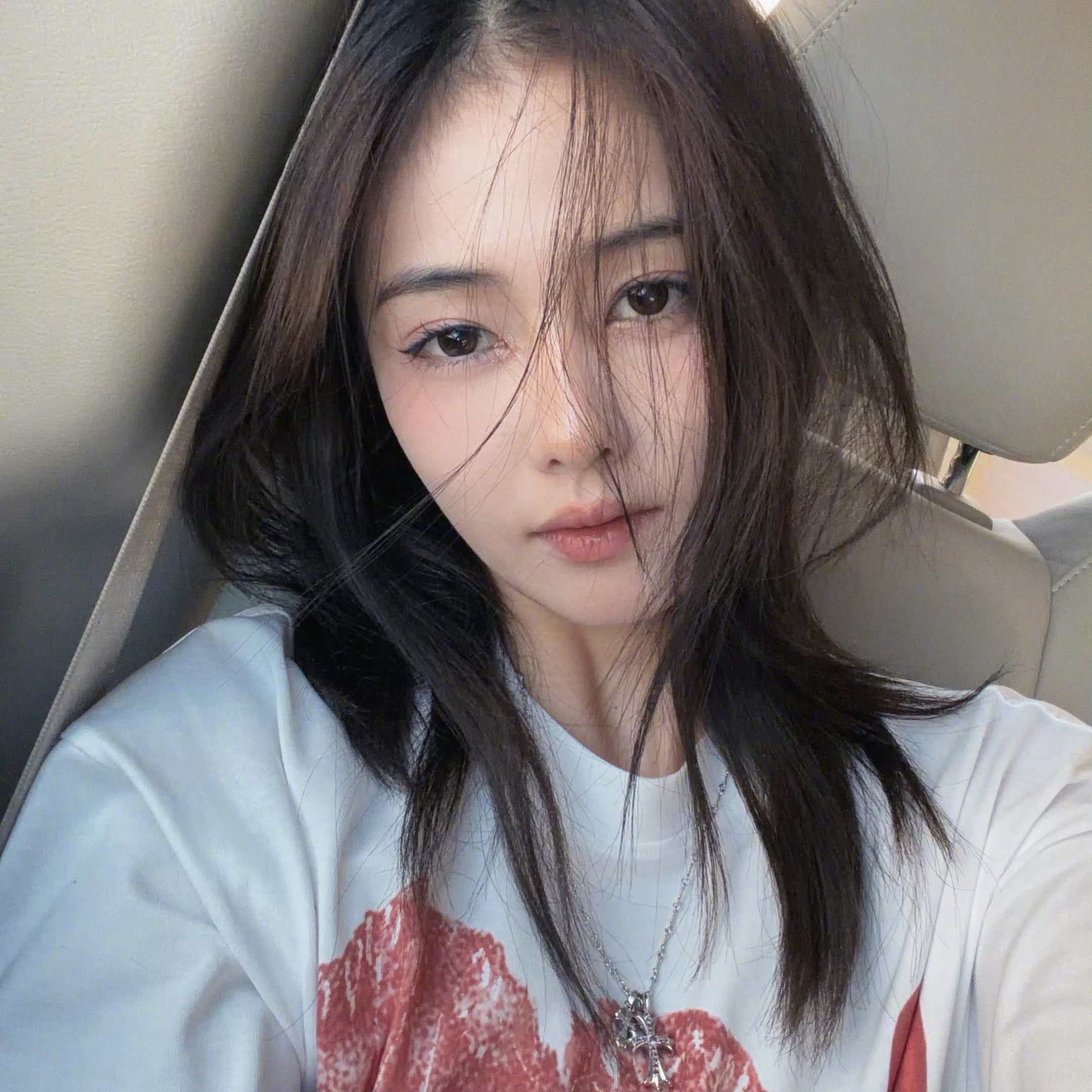 白鹿白鹿白鹿开到荼蘼开始想长发鹿宝了呢！