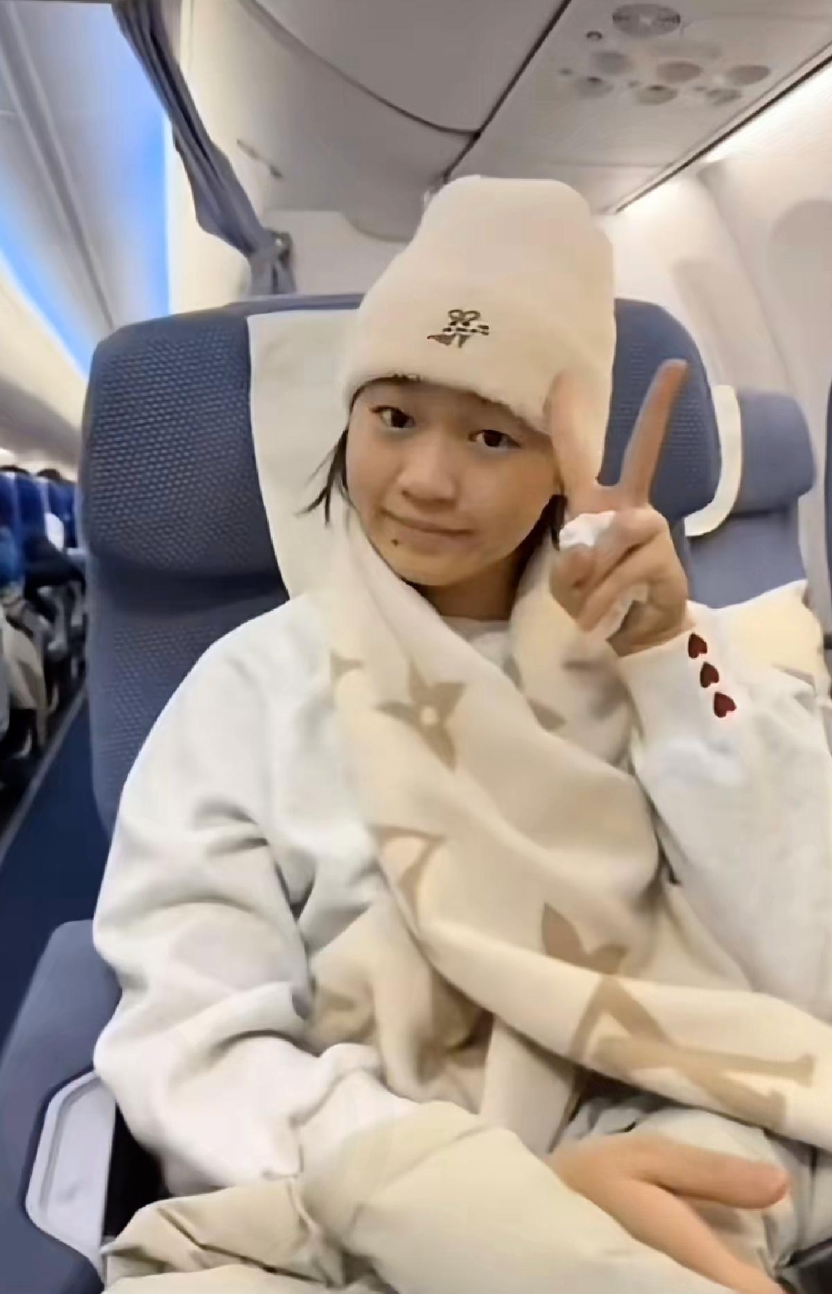 全红婵穿一身名牌，凭实力赚的就该这样享受！全红婵一身名牌亮