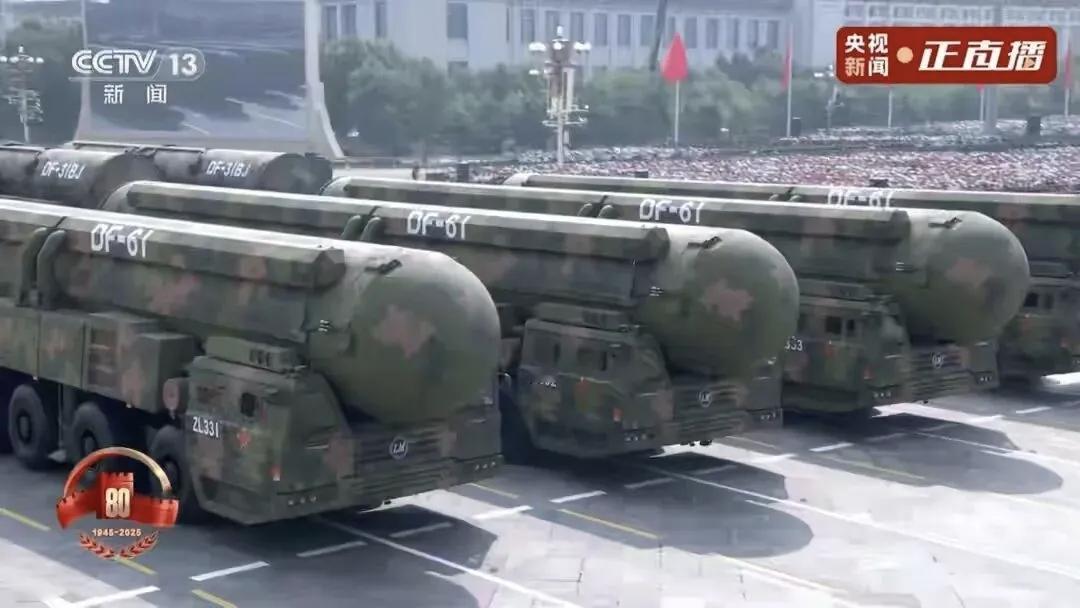 2月14日，据社交网站报道，去年9、3大阅兵仪式亮相的东风一61洲际导弹三大核心