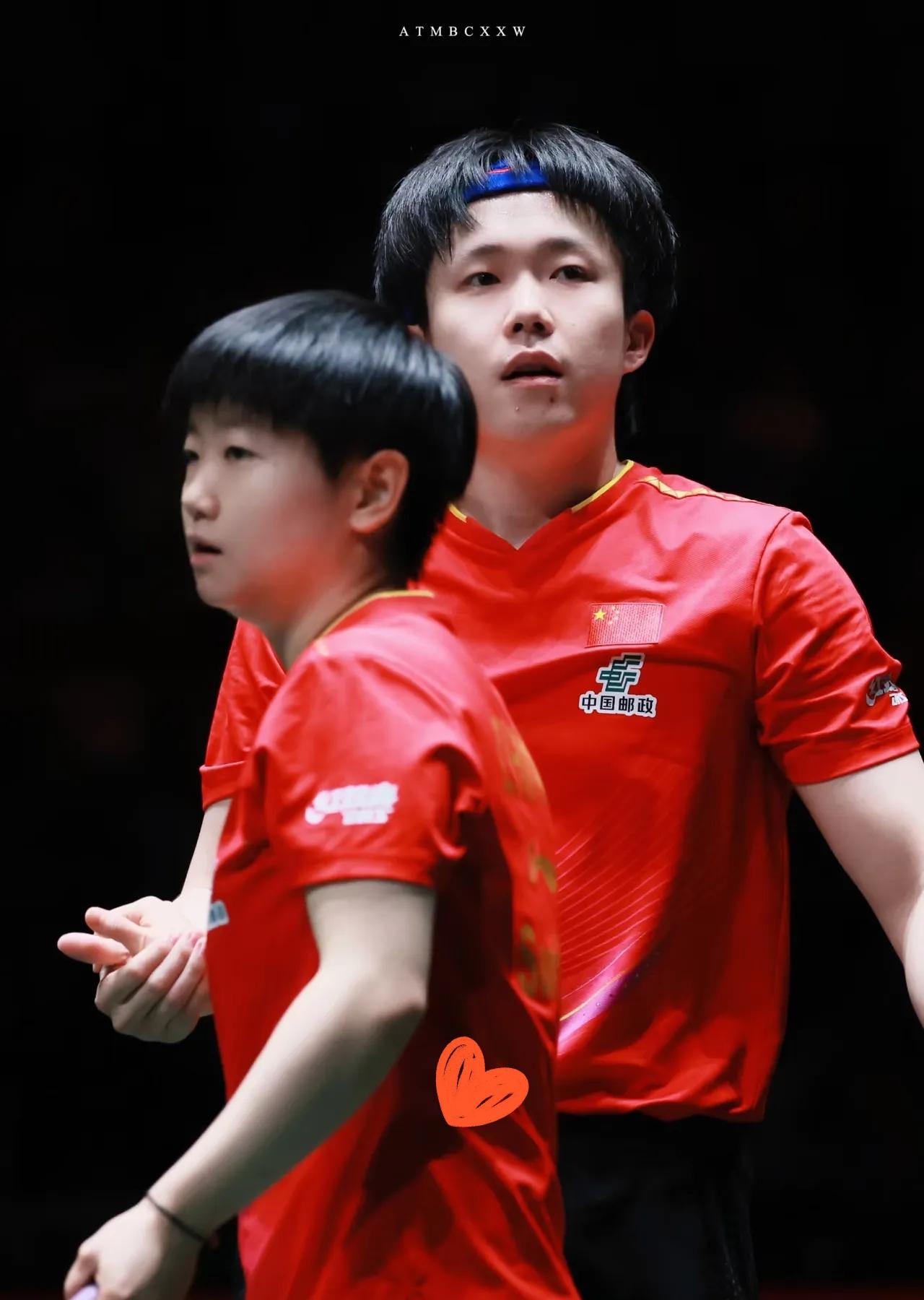 估计明眼人都看出来了混双决赛莎头输了的原因不是因为他们没有默契，也不是因为对