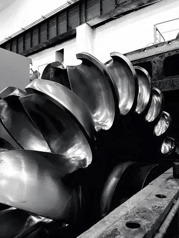 A股燃气轮机前10强：1. 东方电气国产重型燃机绝对龙头，自主G50/F级全国产