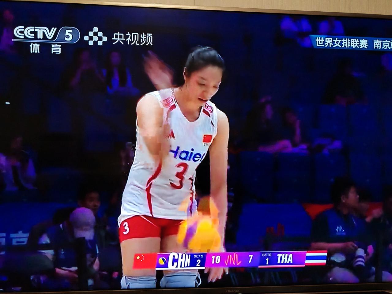 2026年女排世联赛南京站的比赛，中国女排对阵泰国女排，前三局中国女排比分是25
