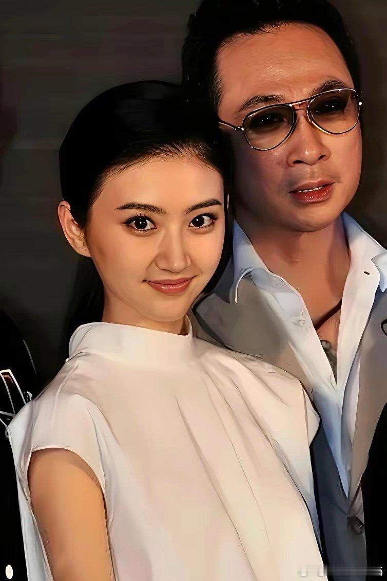 一直以为景甜家有矿，今天才知道，景甜就是他们家的金矿！​