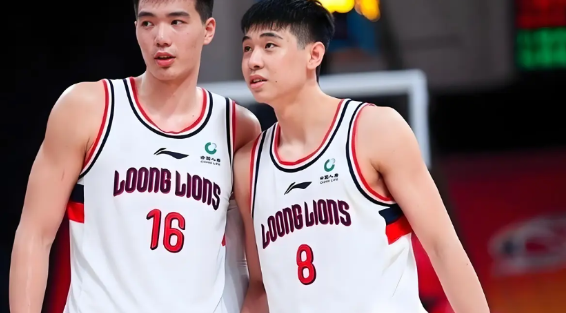 广州男篮躺平了！在送走陈盈骏等一大批球员后，广州男篮休赛期不仅没有考虑补强，反