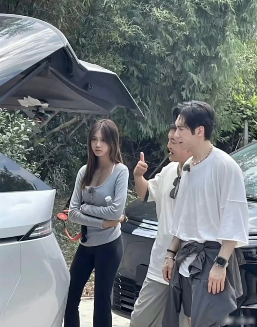 考拉完美继承了妈妈钟丽缇的基因，脸漂亮就不说了，连身材都这么好​​​