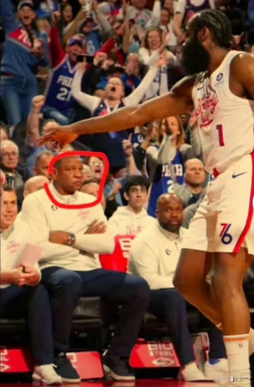 里弗斯都要退休了，还甩锅哈登，对比阿特金斯，四少认为你至少要打四回脸！1️⃣