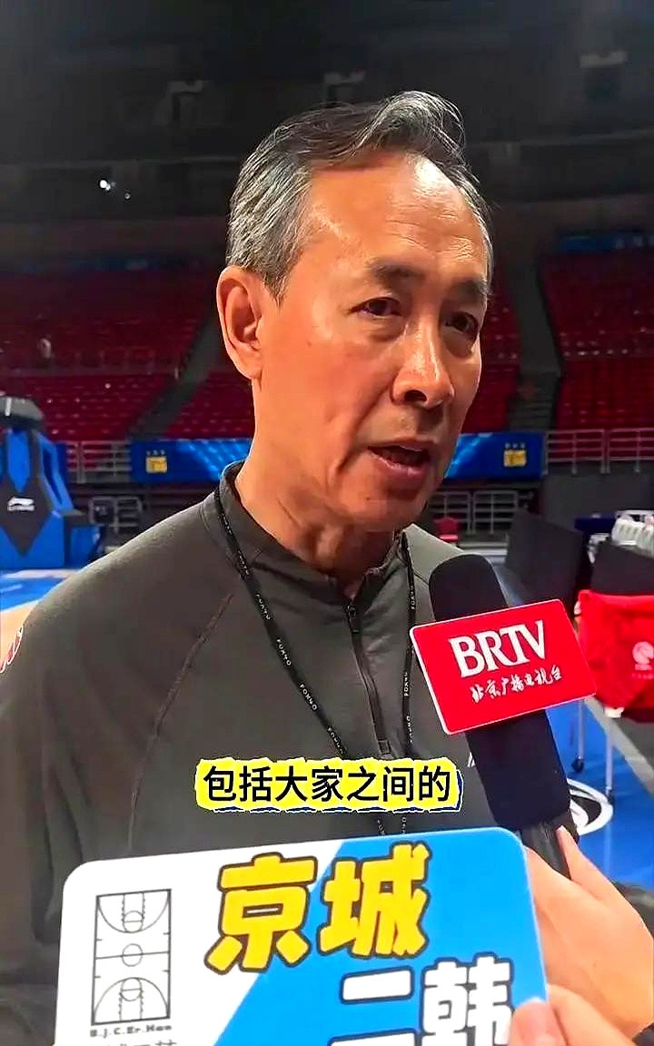 北京男篮这操作，真是把常规赛当“练兵场”了。新外援威廉姆斯刚下...