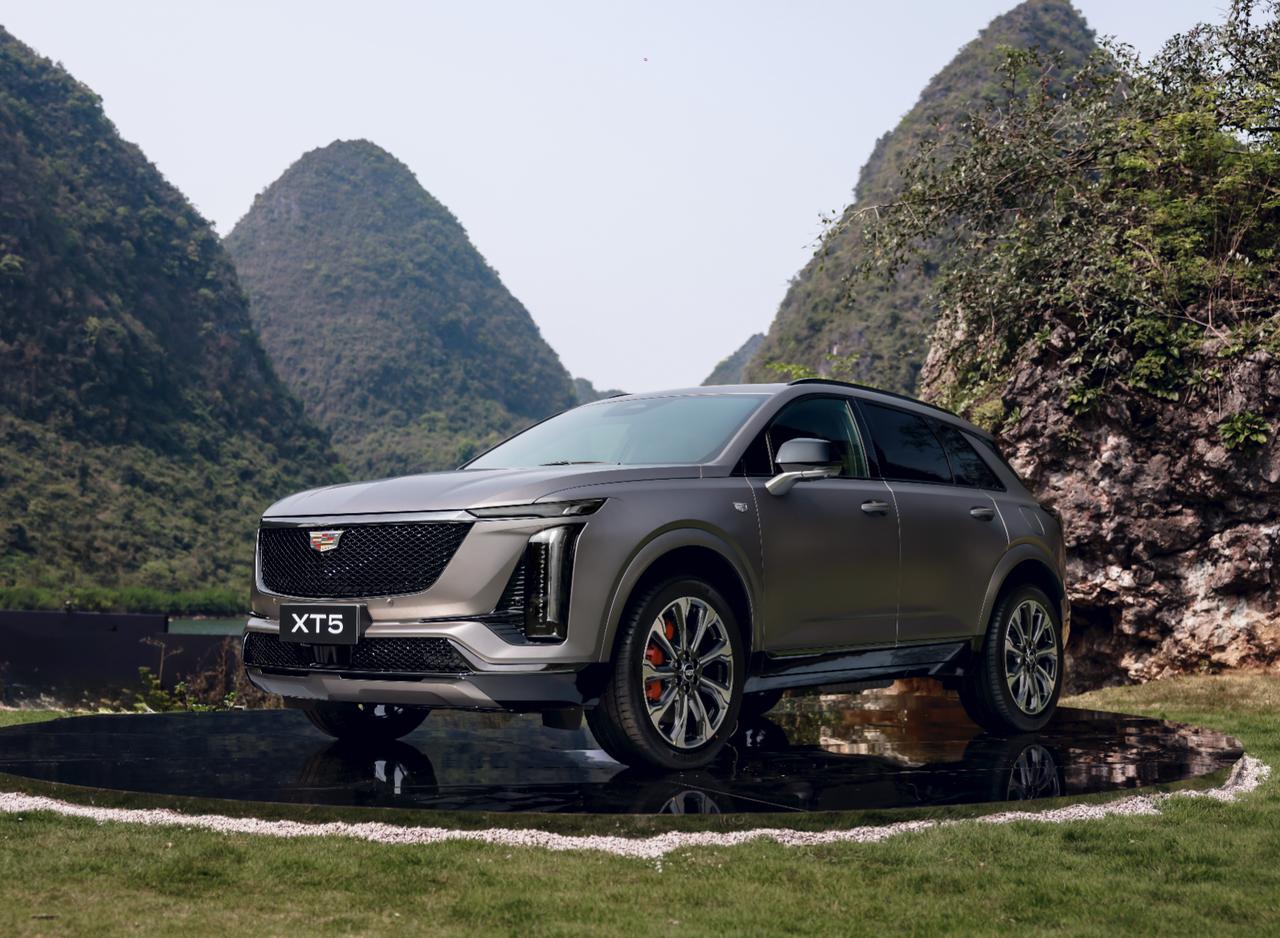 全新凯迪拉克XT5上新，春日限时权益价22.99万元起，这个价格贵不贵？这次也