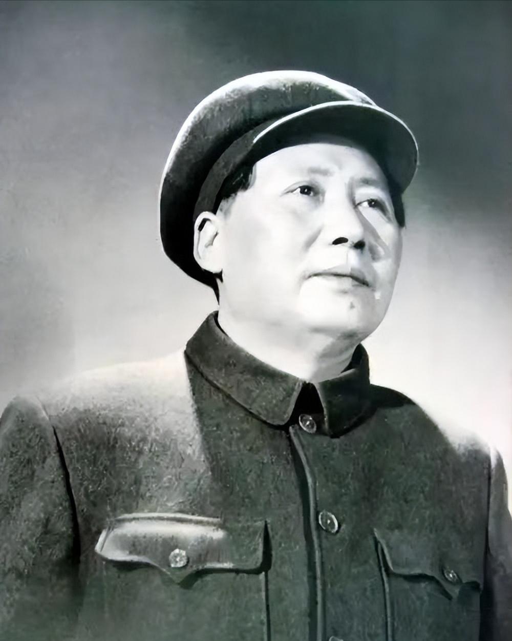 1956年毛主席做出预言，台湾未来只有两条路，现在看真的精准！毛主席说：“台湾想