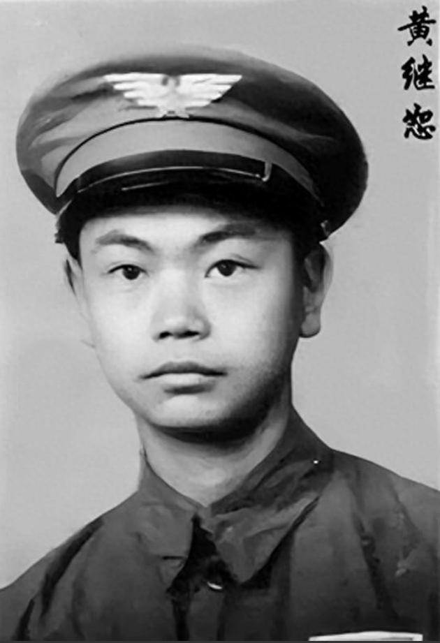 1958年，志愿军撤军前，黄继光弟弟当逃兵被抓回，他含泪承认：黄继光是我哥。 