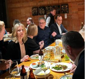 很多人问，外国领导人来访，中国管饭吗？ 当然管！但绝对不是无底线全包，更不是