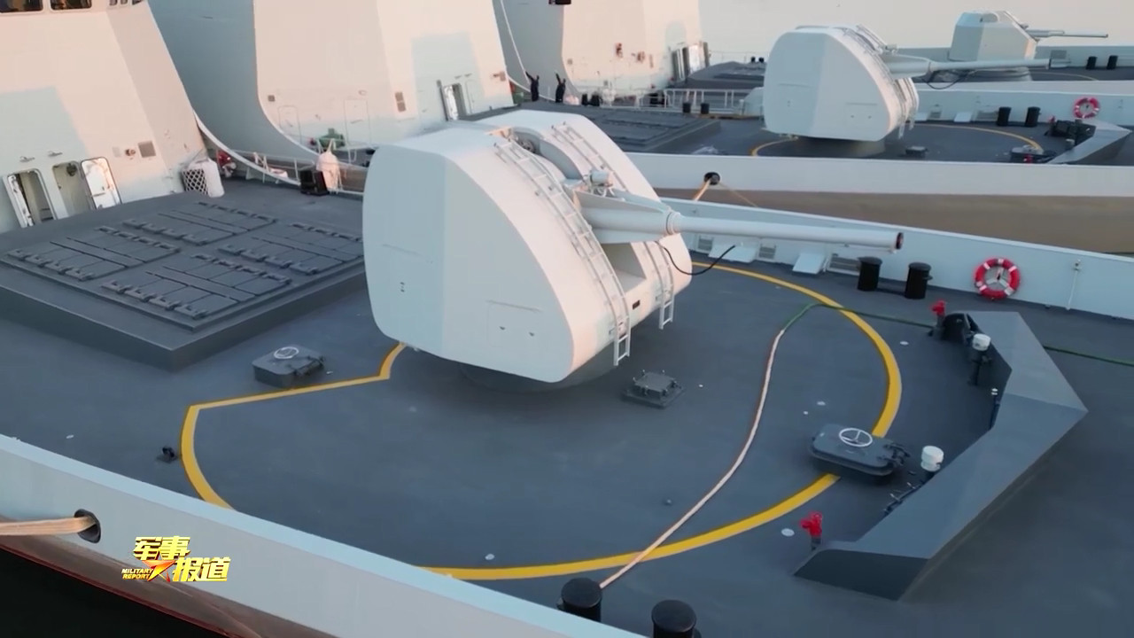 新054A改临汾舰、鄂尔多斯舰两舰新单100主炮特写，直观对比前批次单76主炮（