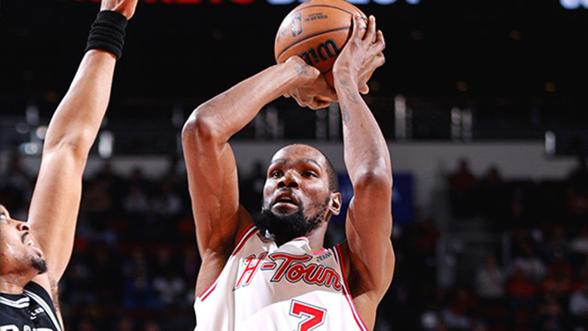 火箭惊险逆转独行侠 杜兰特关键抉择引领胜局