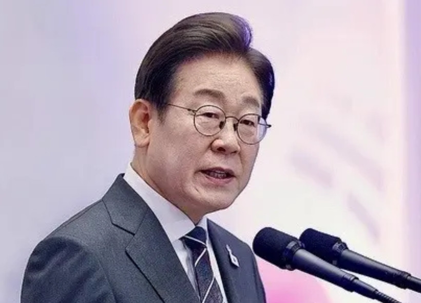 7月4日，韩国总统李在明的最新民调支持率达到了创纪录的65%，自当选起至今的一个