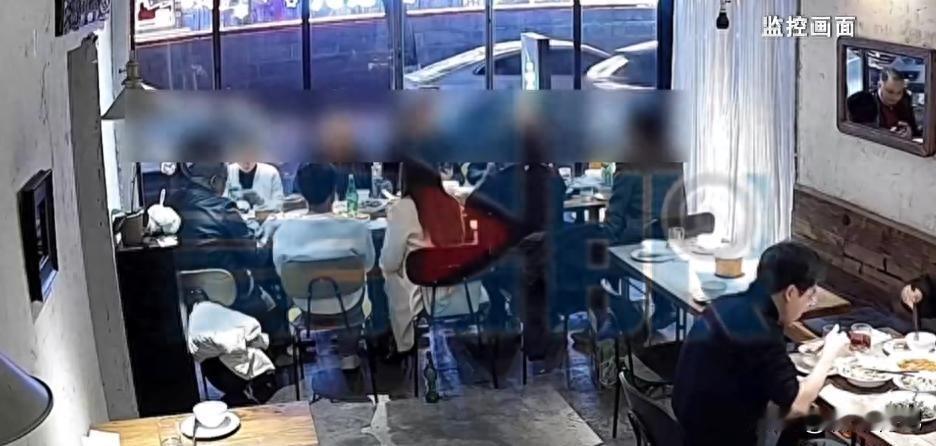 重庆聚餐十人散场剩一客，承诺书变空头支票，千块饭钱到底谁来背锅？12月10日晚