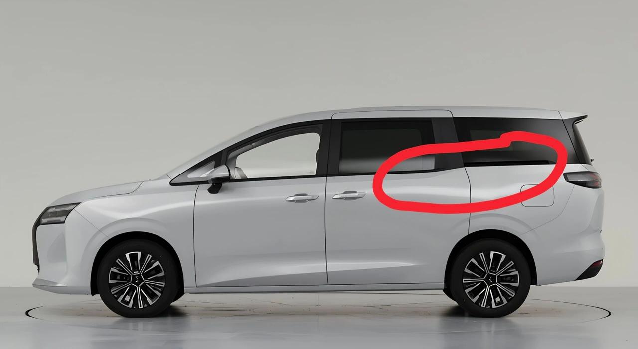 五菱星光730，玻璃窗的这根线条，能不能拉直了？车身侧面，C柱玻璃下沿，和后面的