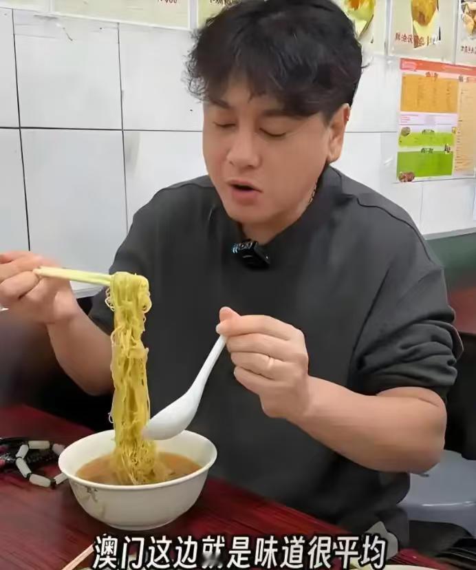 朱孝天感觉是有点自卑，自卑才会让人感觉无礼!朱孝天缺席F4演唱会，阿信两次感谢