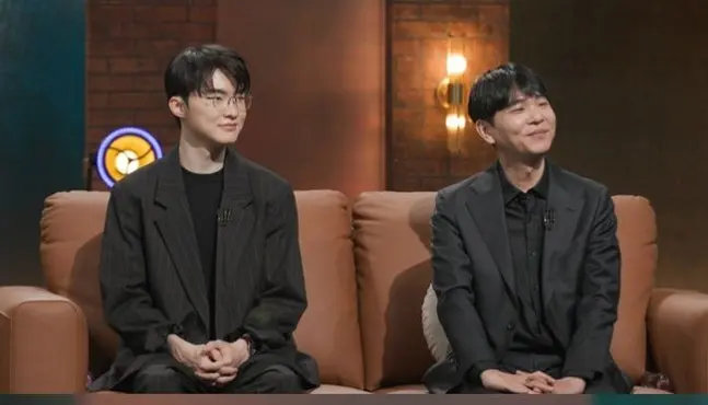 第七冠"献给全人类"！马斯克曾向Faker公开提议与Grok5进行对决，对此Fa