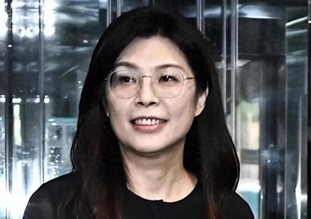 若当选就访陆？郑丽文实则碰了另一个死穴，后续抹黑或铺天而至。近日岛内