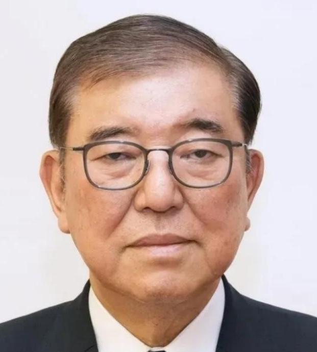 万万没想到，日本前首相一句话，就让日本政客彻底沉默了！他曾公然表示，如果日本敢对