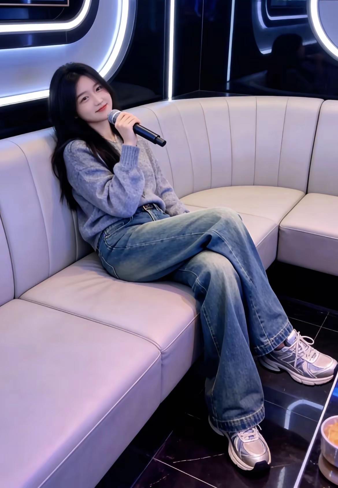 这样的姐妹合照，你手机里是不是也有一张？分享穿搭今日分享穿搭女装