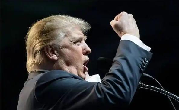 美国打伊朗，真正下场参与的没几个。可要是调转枪口对准中国，美国一招呼，周边这些邻