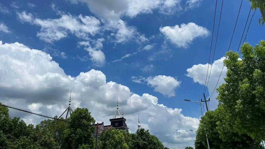 热热热！广东一地刚刚官宣：入夏！'广东多地气温11年来最早，你开