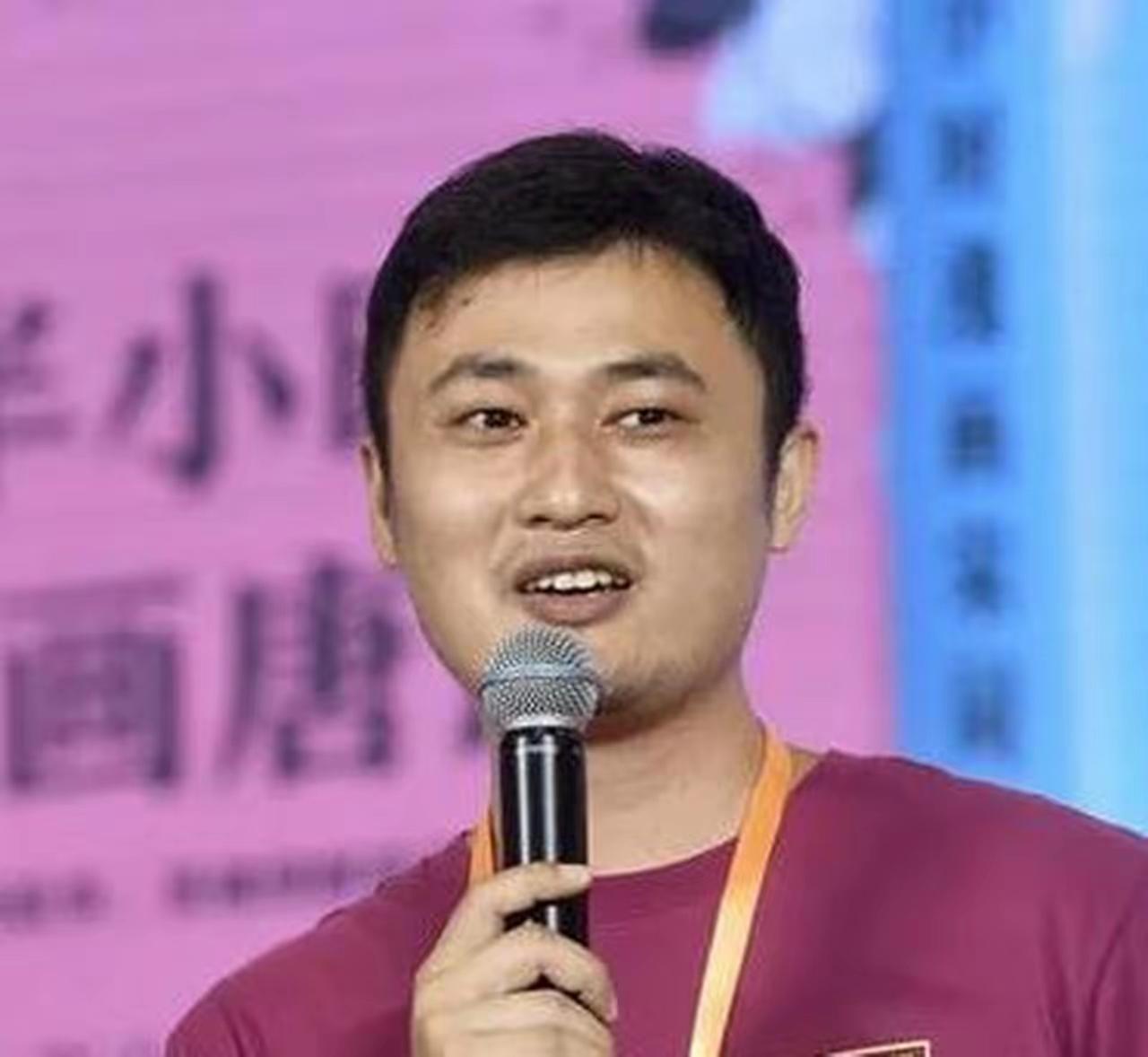 “到账1500万元”，上海一位月薪5000的“二混子”正在上班，突然手机提示到账