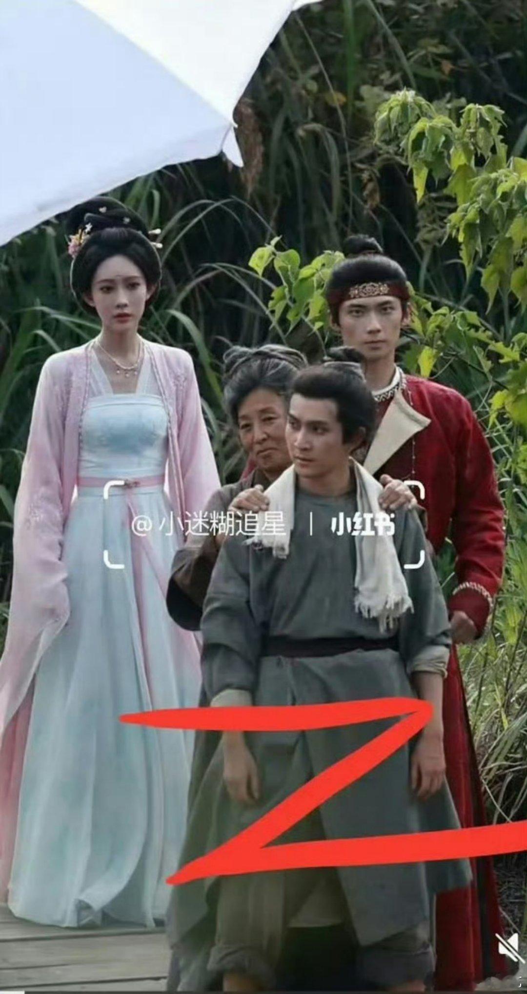 知道的是男二，不知道还以为剧组招的群演​​​