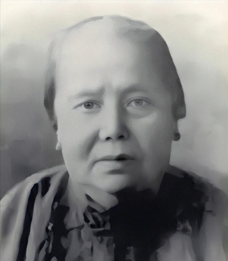 1915年的那个夜晚，一封越洋信件被递到一双缠过足的女人手里。信是从日本寄来的，