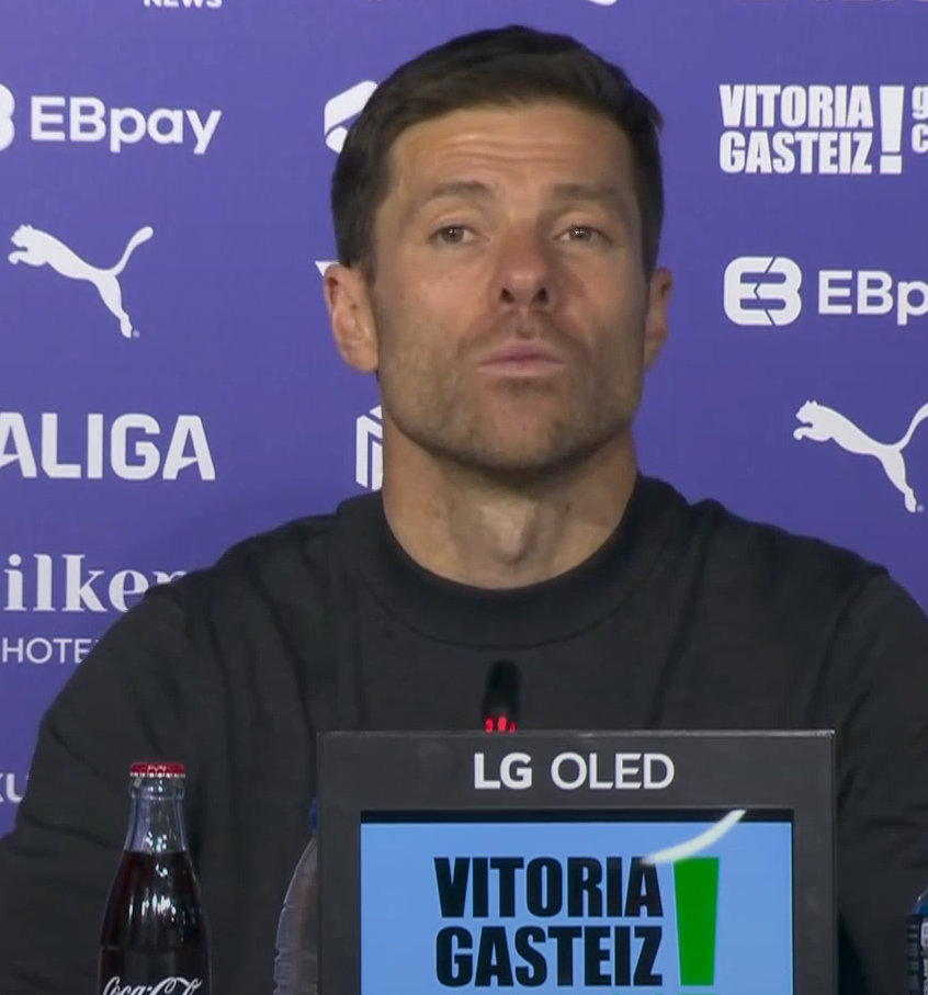 哈维・阿隆索赛后的新闻发布会：“这场比赛竞争很激烈。我们开局表现非常出色，之后却