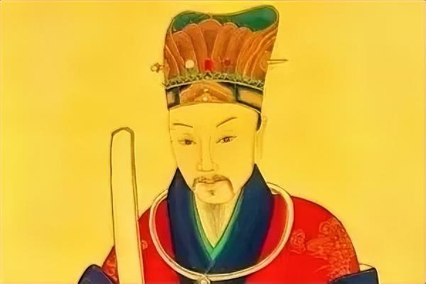 1562年，严嵩倒台，徐阶取代他成为首辅。徐阶之子劝道：“爹，当年严嵩处处欺压您