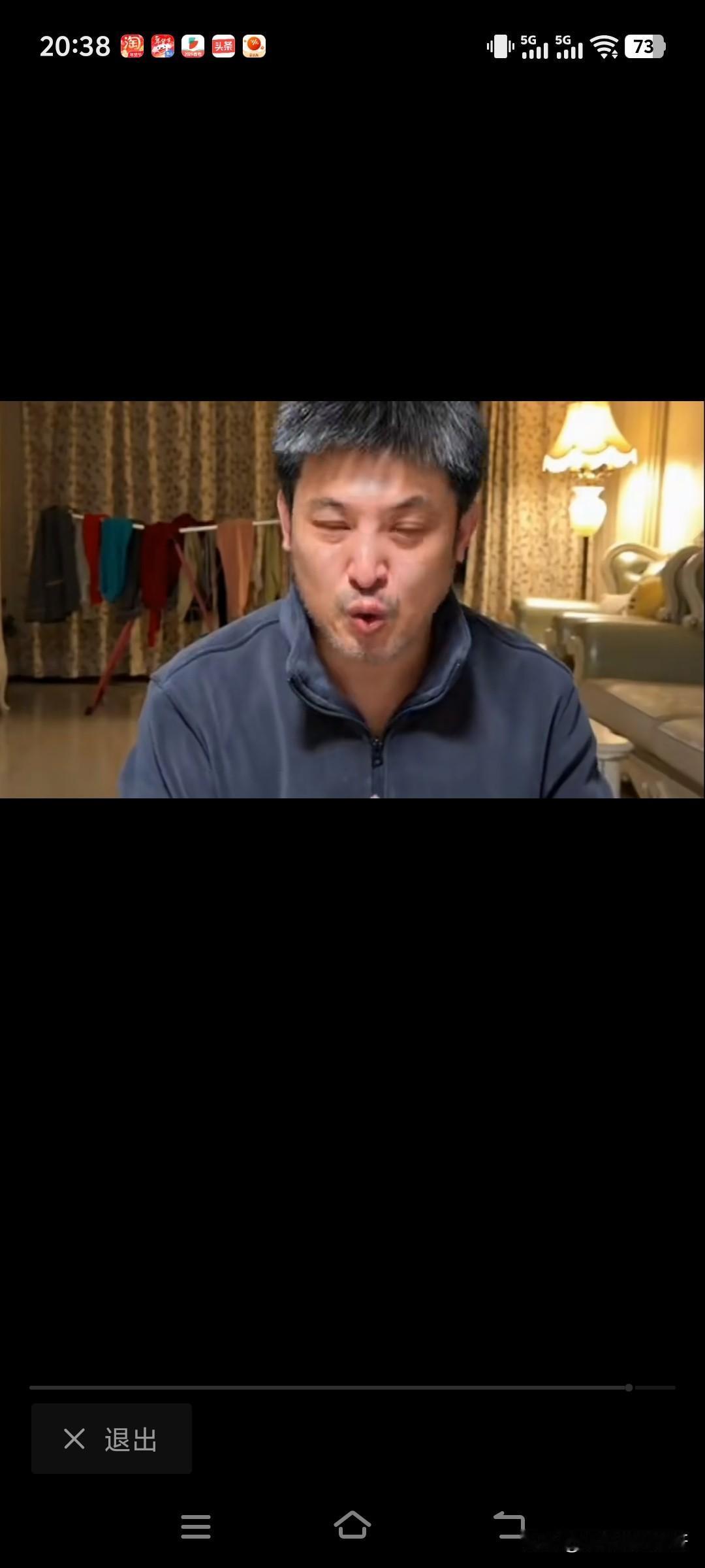 自古是男儿有泪不轻弹呐。小品演员孙涛今天却哭了。铺天盖地的网暴。终于让她承