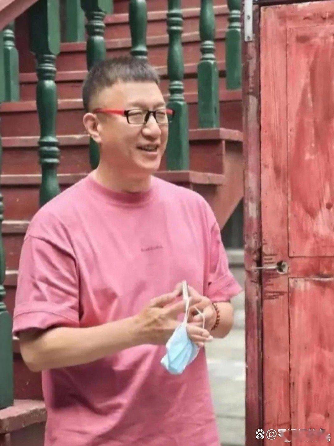 一晃孙红雷都55岁了，现在的他一脸慈祥了。​​​