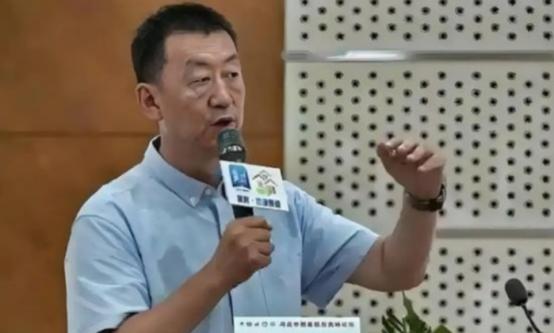 北京协和医学院张海敏博士说：“坦白讲，人一旦离世，他生前穿过的衣服，戴过的手表，