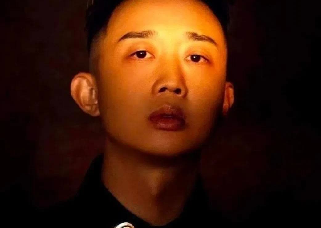 歌手第七期30人陪看团投票结果：周延8票米奇7票依纯5票格格