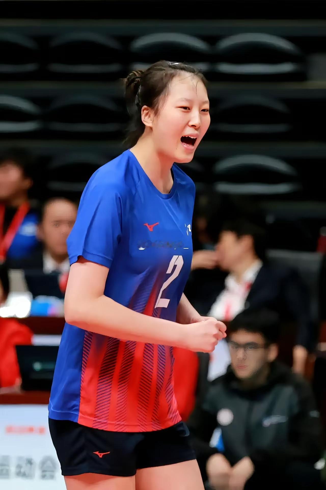 为什么天津渤海银行女排不收了范泊宁，而是把她推荐给了北京和江苏女排呢？众所周