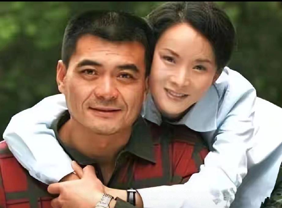 她用11年捧红丈夫，王新军转身娶秦海璐，唐静活成大女主唐静曾是当红演