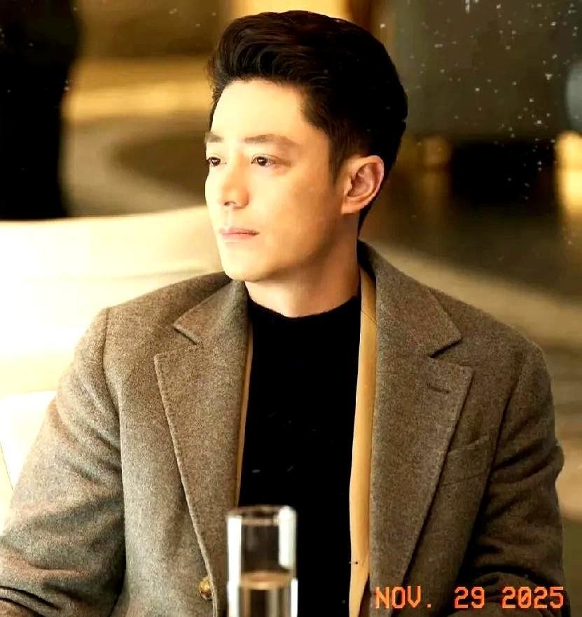 “话毒心里明，才是真性情！”霍建华这次在《玫瑰的故事》里彻底放飞了，演个怼人不