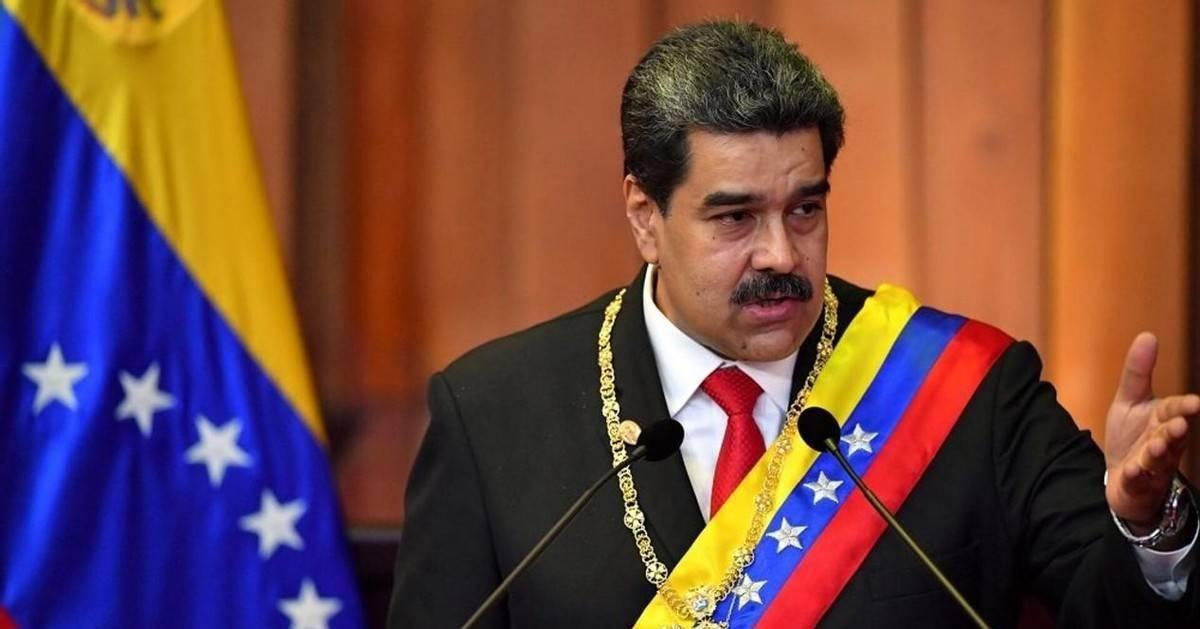 谁能想到，一位曾把“反美”刻在骨子里的硬汉突然消失仅仅100天后，这个国家的底层