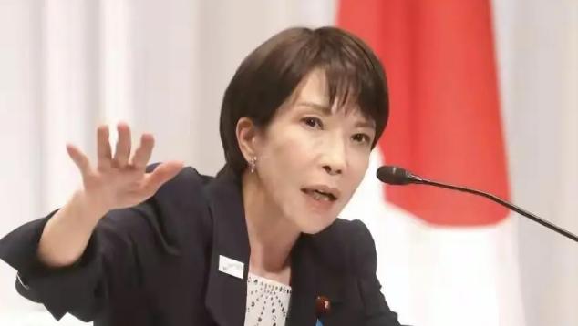 中日2200个航班被叫停，高市早苗做梦没想到，中国竟然还留了一手。最近中日之