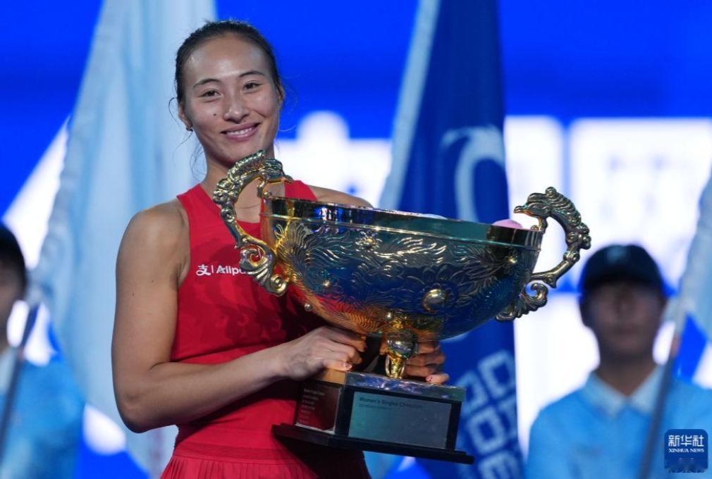 郑钦文为何又退了？🌞郑钦文确定不参加WTA250大阪站，连续两站赛事选