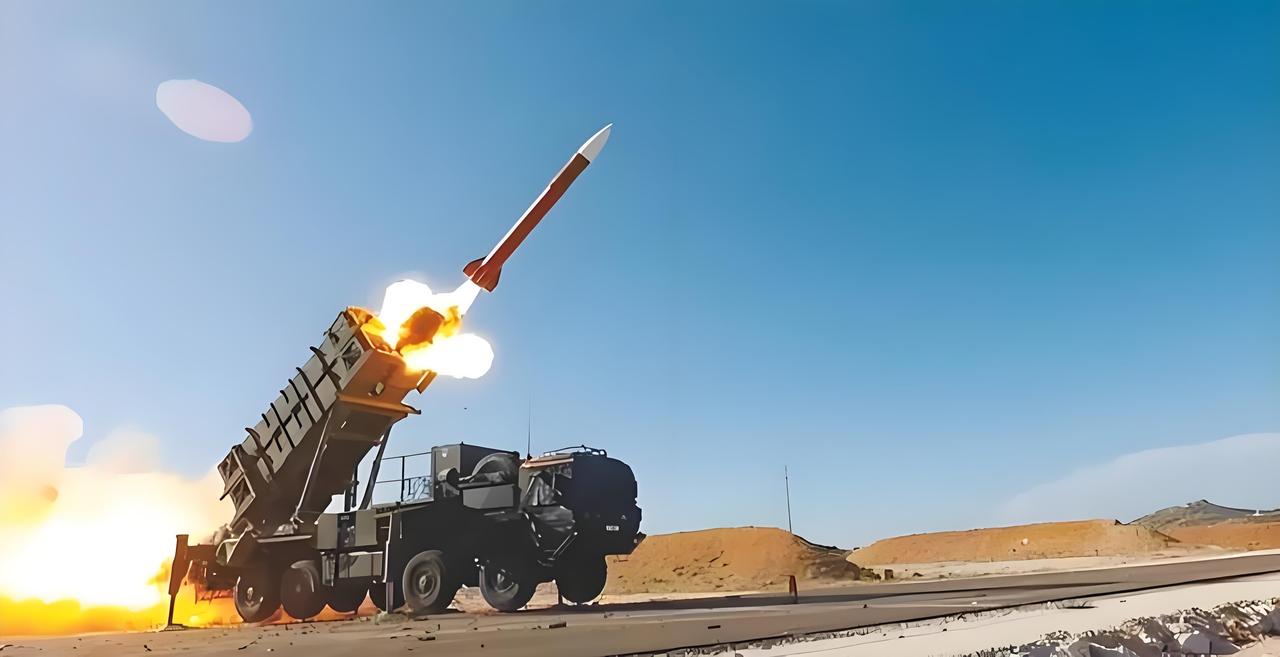 年仅35岁的乌克兰防长给欧洲伙伴下达了任务。米哈伊洛·费奥多罗夫今年35岁，