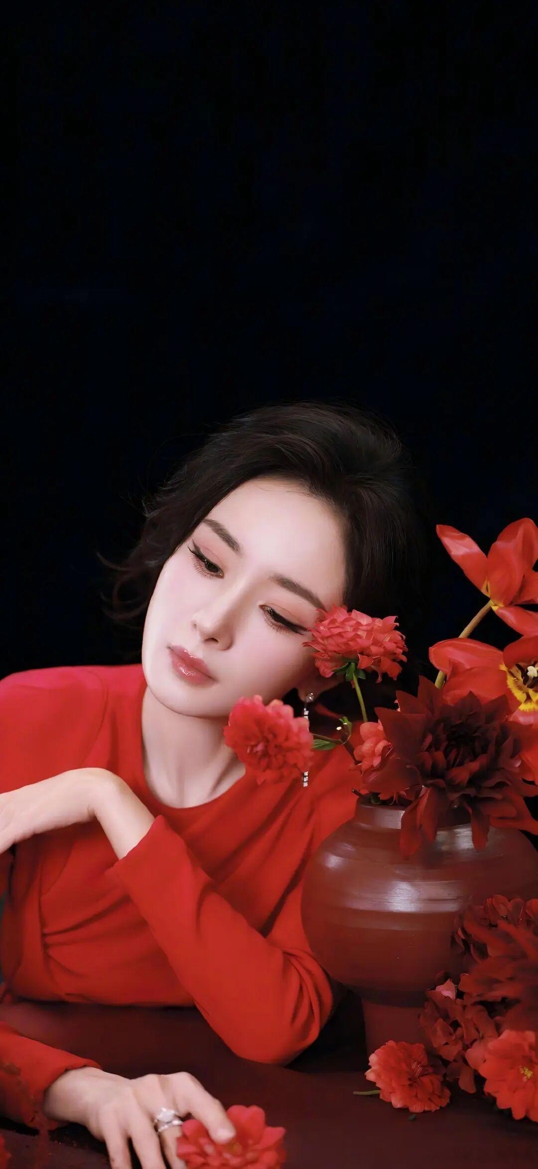 诗幂话不多却句句到位，不解释、不内耗，这就是杨幂式高情商。