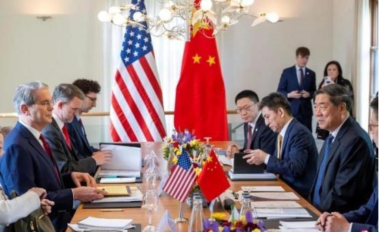 中国提前向美国摊牌了？不是我们不想谈，是对方死活不肯在台湾问题上松口。我们捧着真