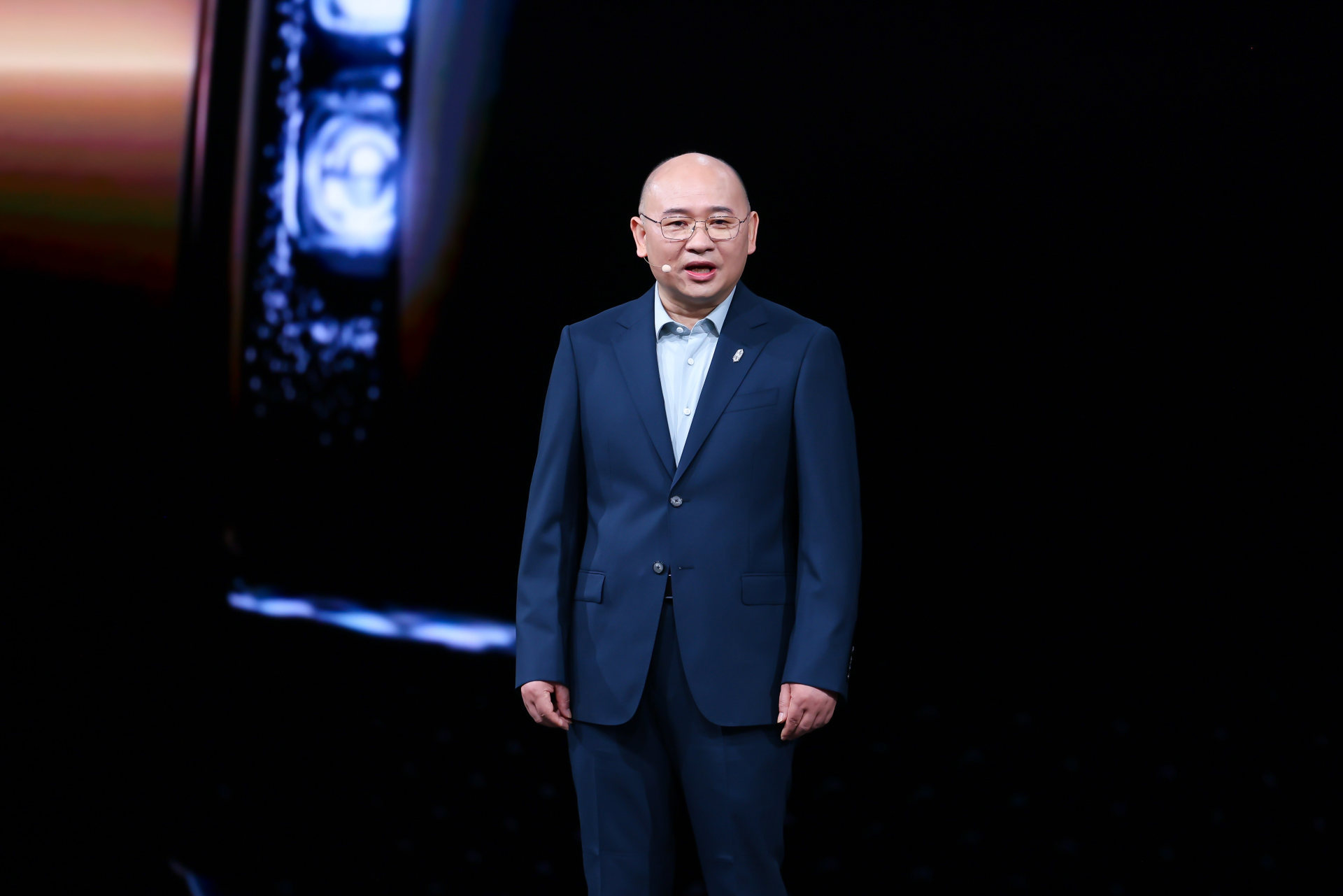 鸿蒙智行尊界品牌盛典，把国产豪华车的向上之路讲透了看完6月25日界品牌盛