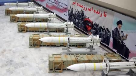 美军打击伊朗，除了俄罗斯，大概率没有国家去帮助伊朗，因为伊朗把人都得罪光了！20