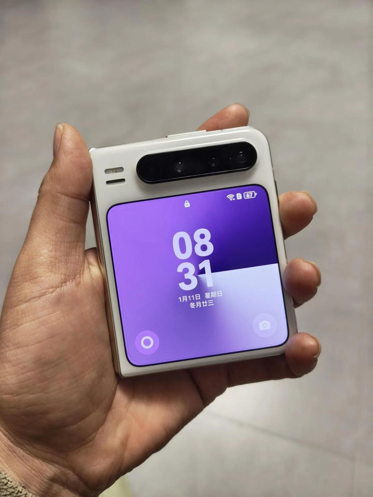 华为PuraX真实体验：优点很顶，缺点也明显最近华为PuraX热度很高，周